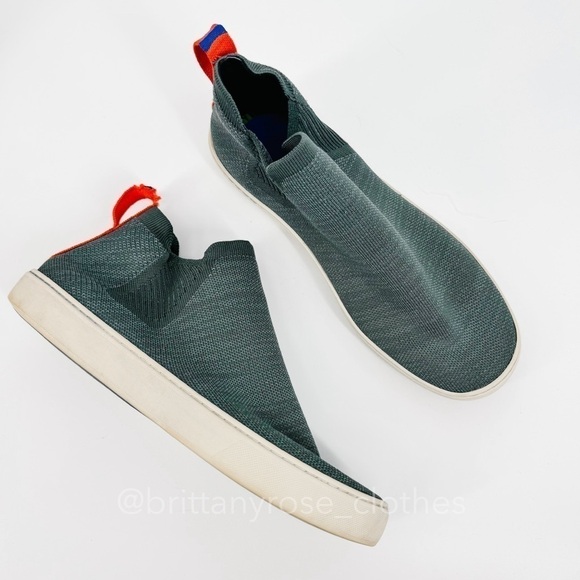 ROTHY'S The Chelsea Pull-On Knit Ankle Boot in Fog Melange - Picture 5 of 8